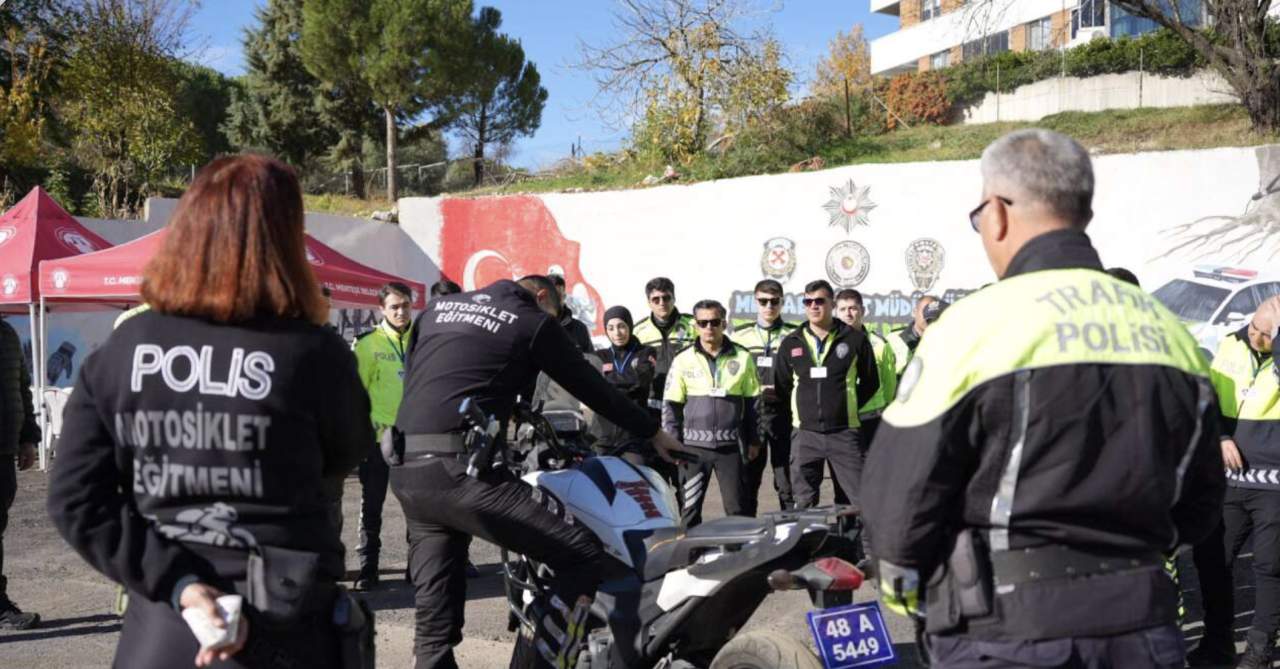 Muğla’da Motosikletli Trafik Polisi (Şahin) Eğitimi Tamamlandı 4